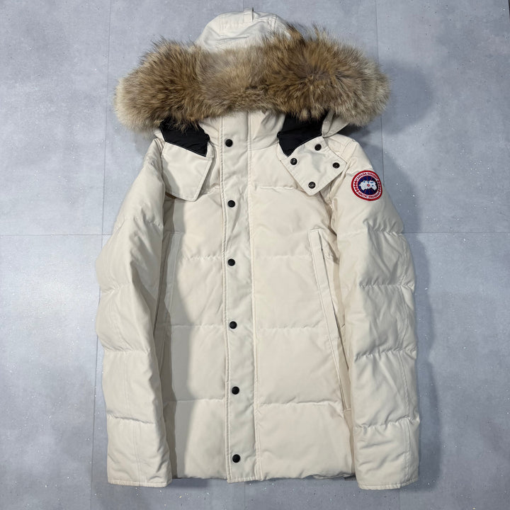 Wyndham Parka White ( M )