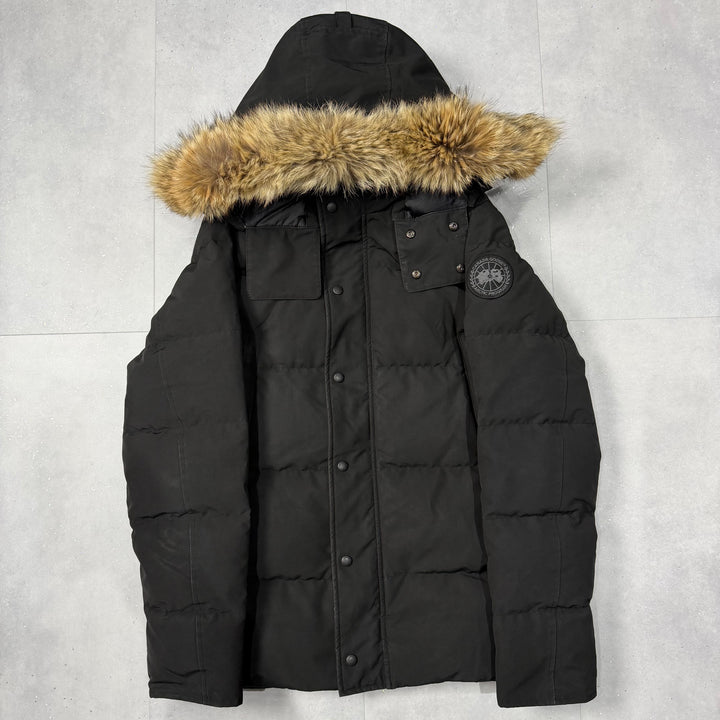 Wyndham Parka Black ( L )