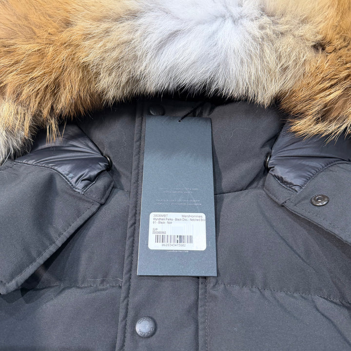 Wyndham Parka Black ( S )