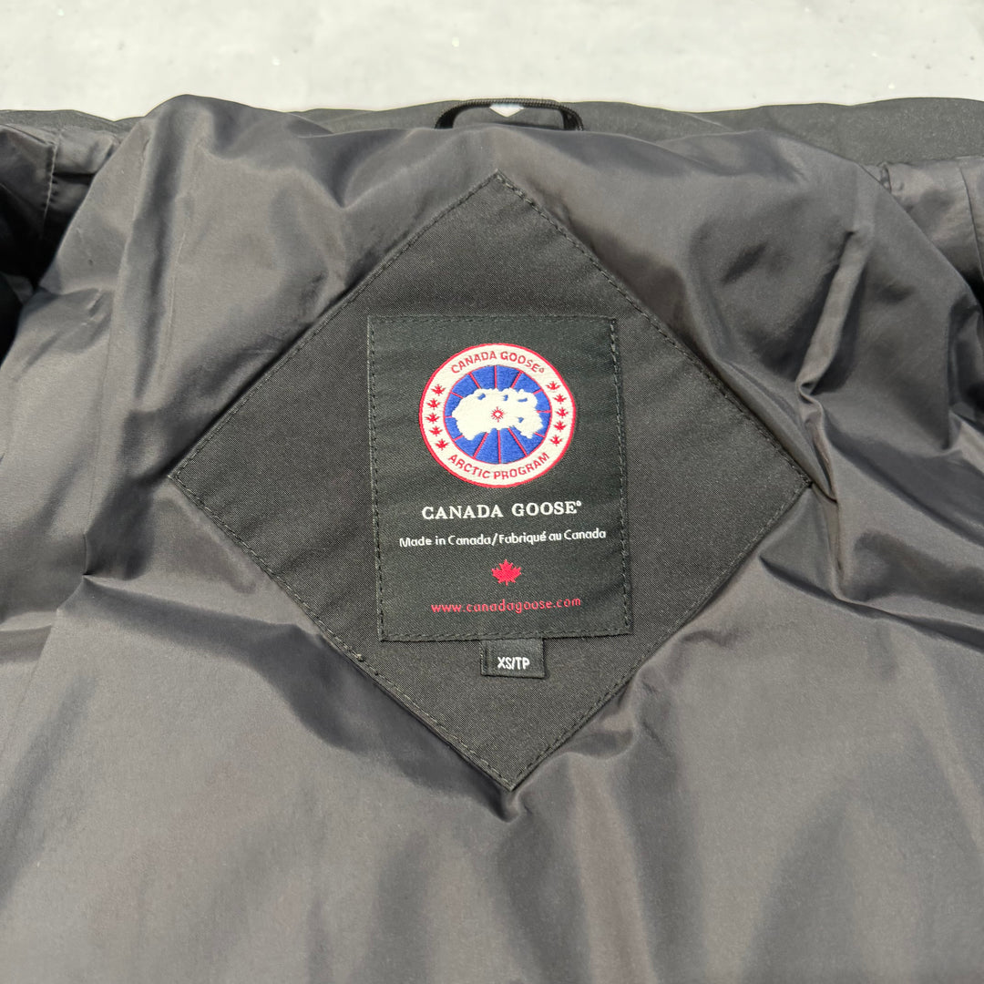 Wyndham Parka Black ( XS )