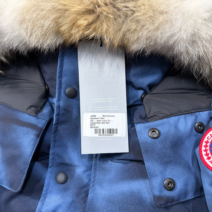 Wyndham Parka Blue Abstract ( XS )