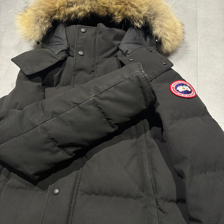 Wyndham Parka Black - 8.5/10 ( M )