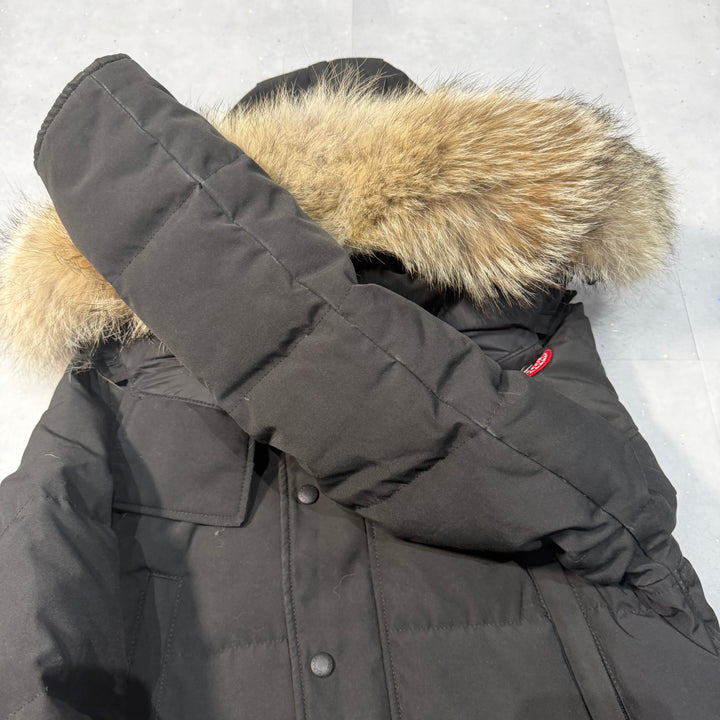 Wyndham Parka Black ( S )