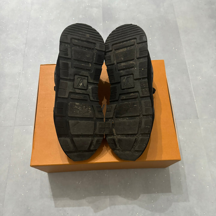 LV Runaway Black - 9/10