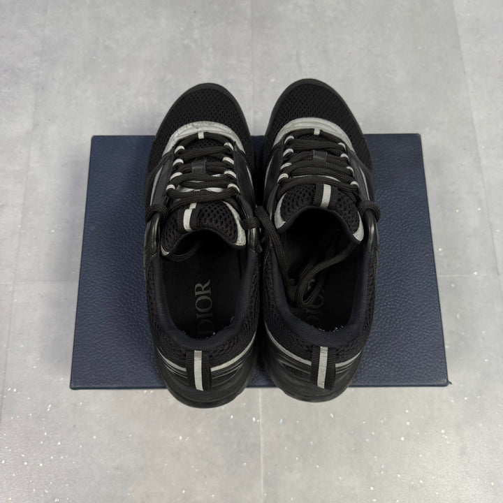 Dior B22 Triple Black ( UK9.5 )