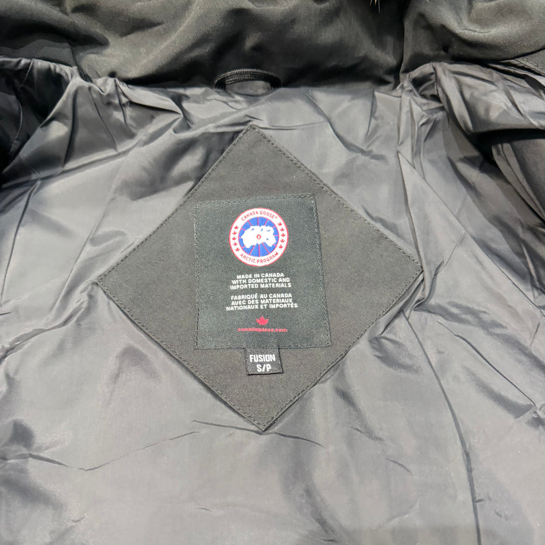 Wyndham Parka Black ( S )