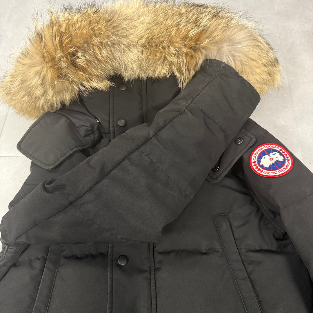 Wyndham Parka Black ( S )