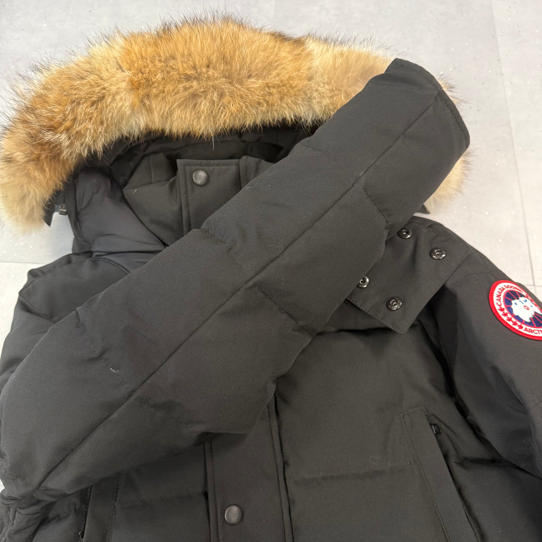 Wyndham Parka Black ( M )