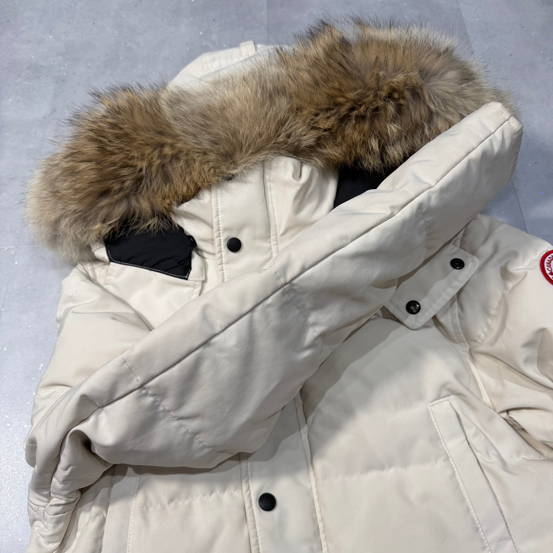 Wyndham Parka White ( M )