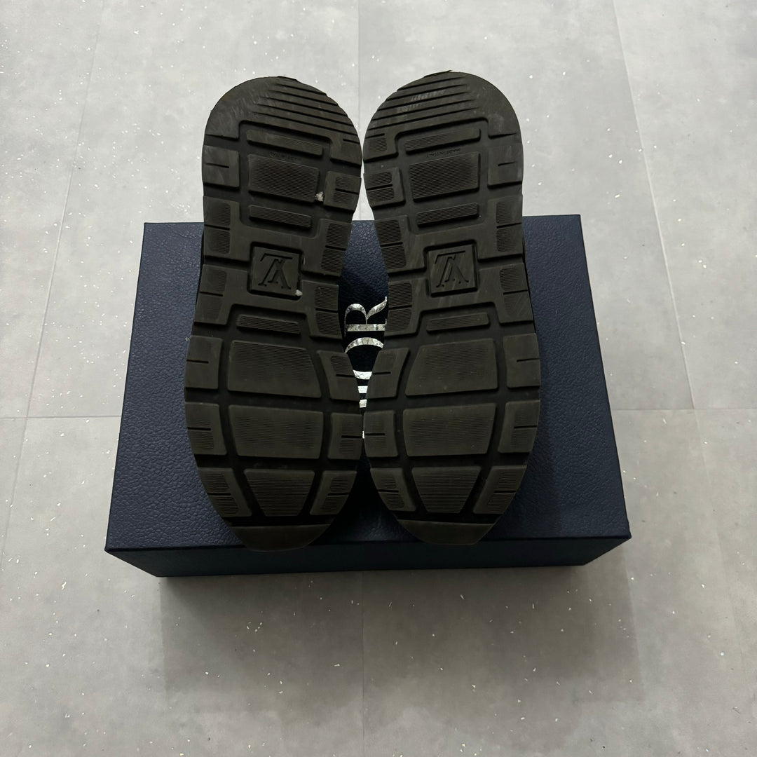 LV Black Runaways - 9/10