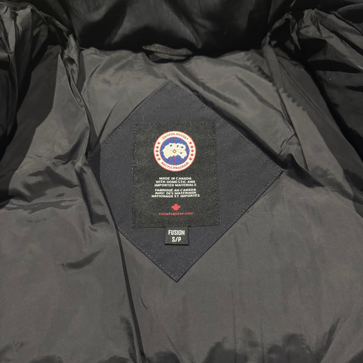 Wyndham Parka Navy - 9.5/10 ( S )