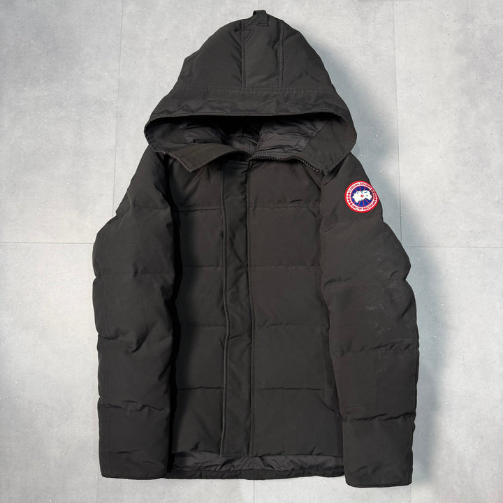 Mac Millan Black ( M )