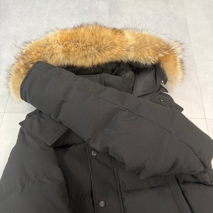 Wyndham Parka Black ( M )