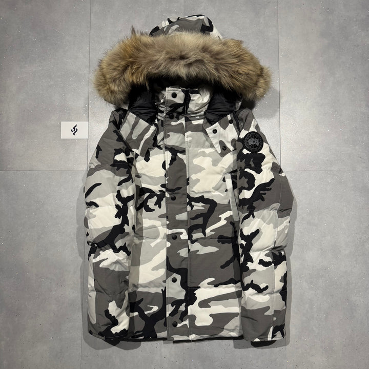 Wyndham Parka Snow Camo - 9.5/10 ( S )