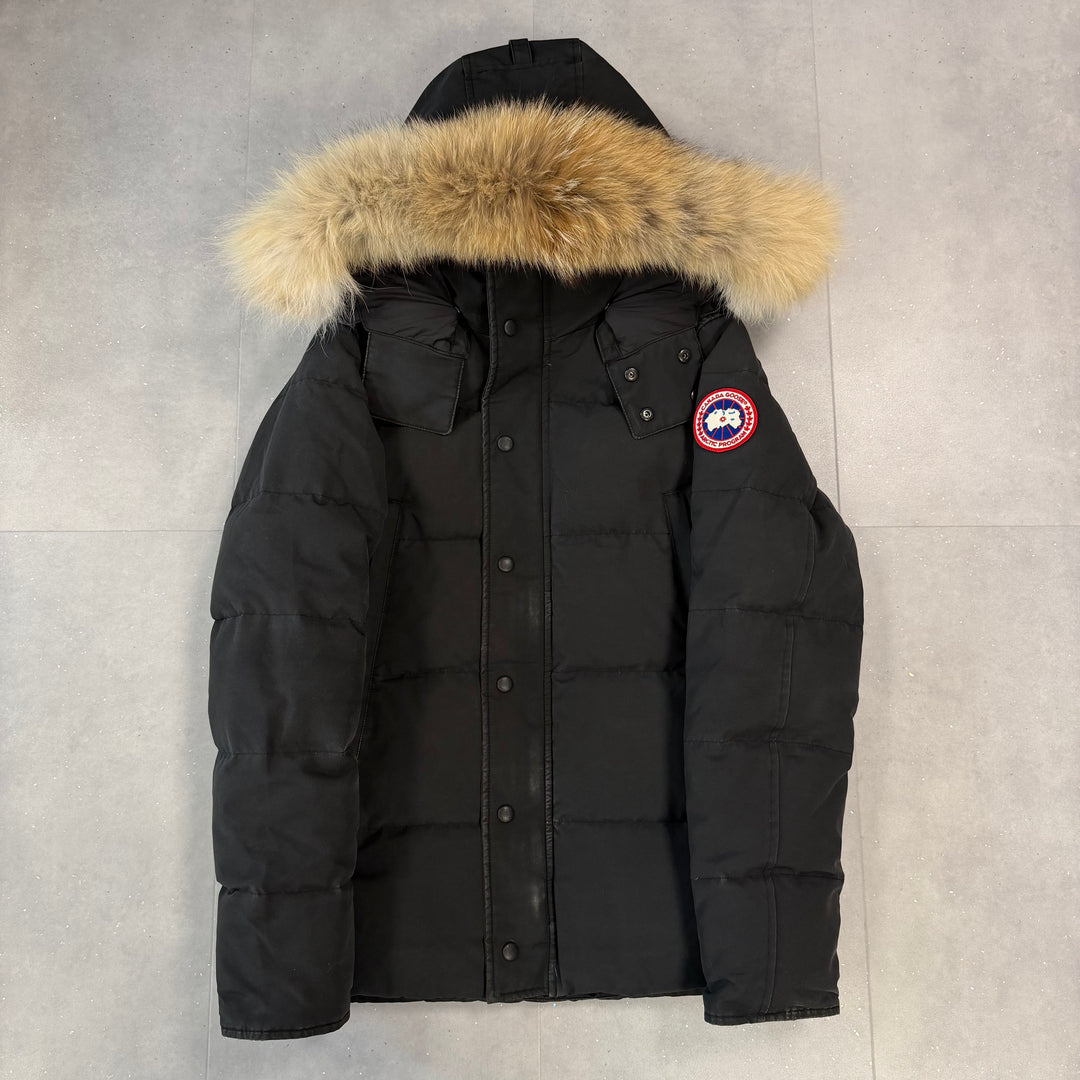 Wyndham Parka Black ( M )