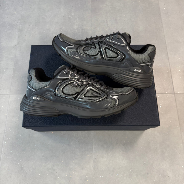 Dior B30 Grey ( UK8 )