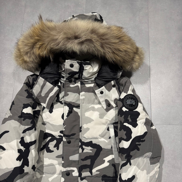 Wyndham Parka Snow Camo - 9.5/10 ( S )