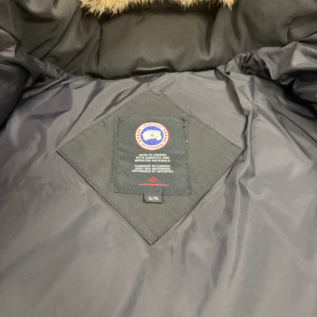 Wyndham Parka Black ( XL )