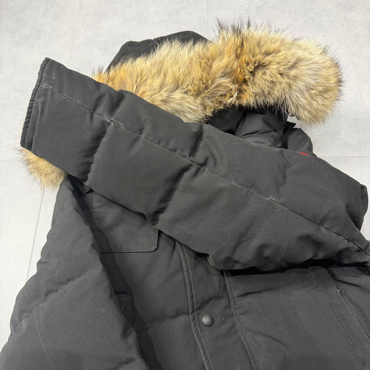 Wyndham Parka Black ( M )