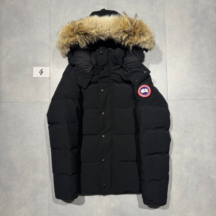 Wyndham Parka Black - 9/10 ( S )