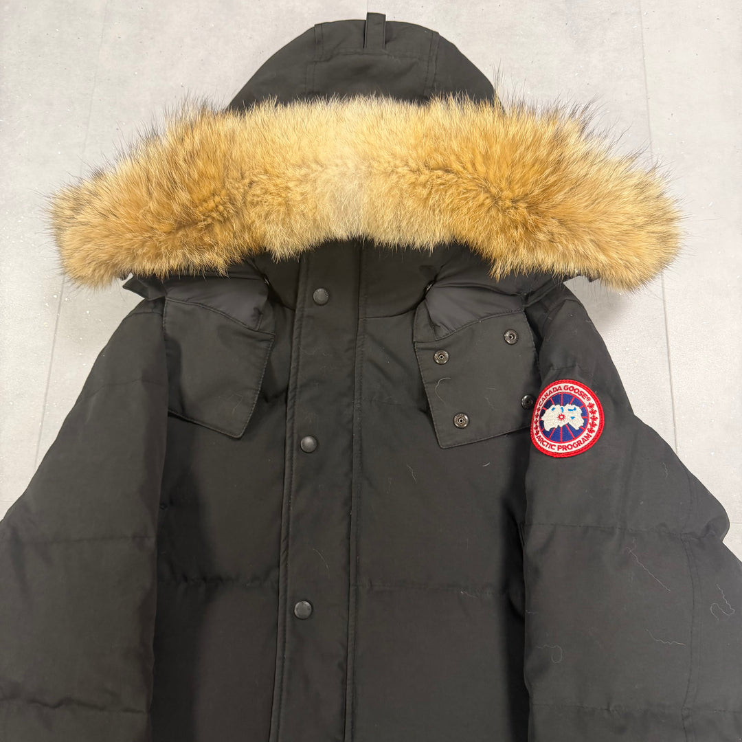 Wyndham Parka Black ( XL )