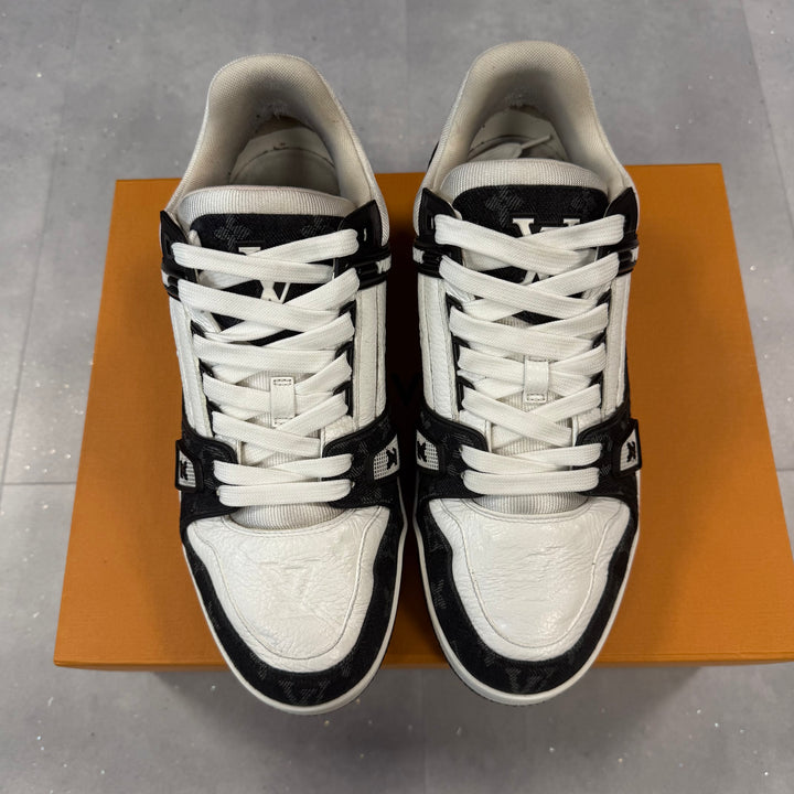 LV Black Denims ( LV8.5 )