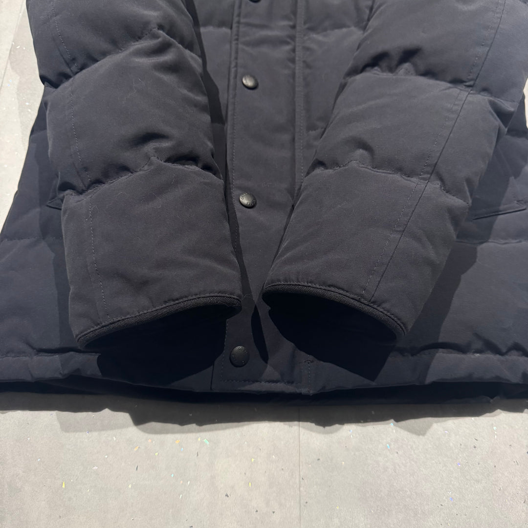 Carson Parka Navy - 9.5/10 ( XS )