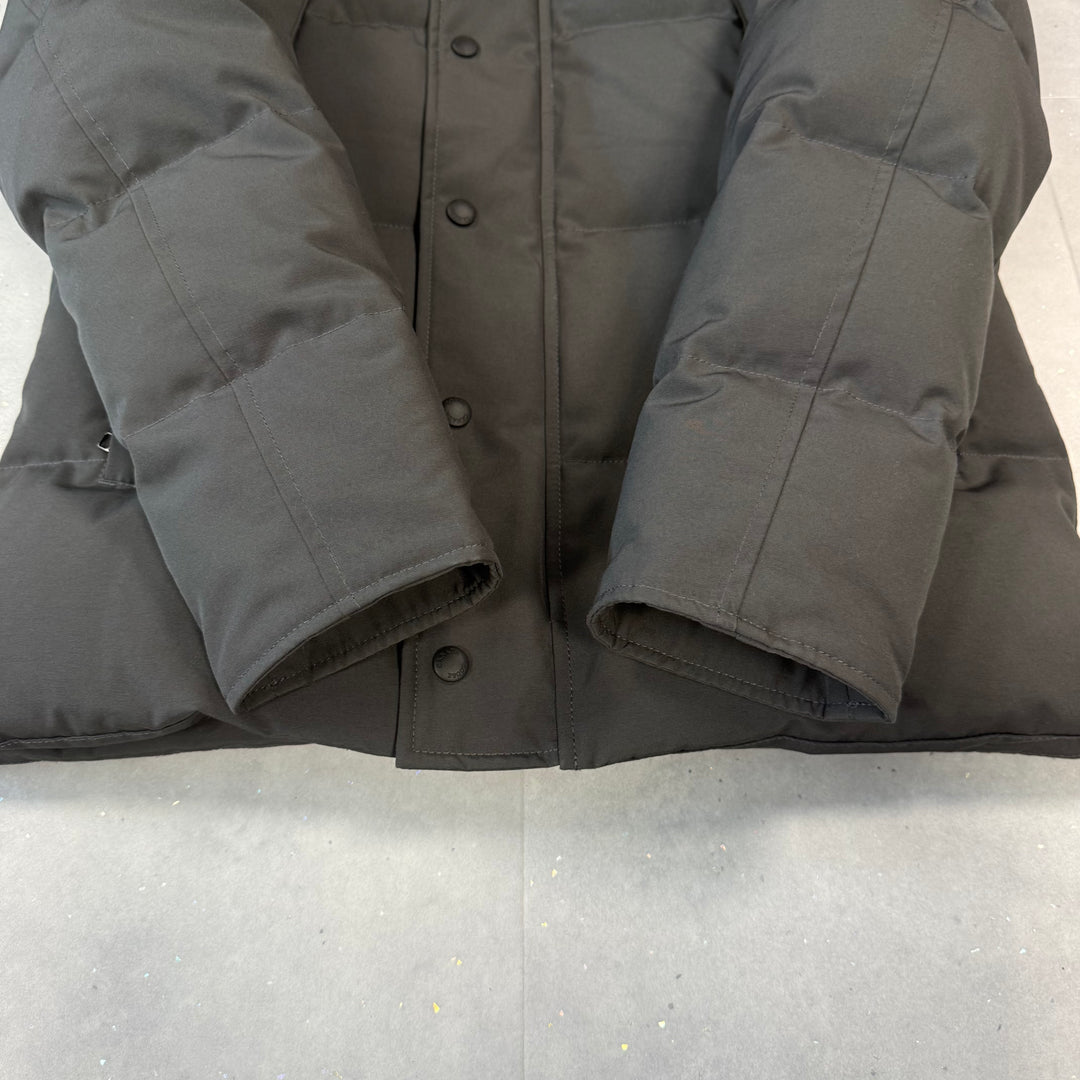 Wyndham Parka Graphite ( XS ) - NEW