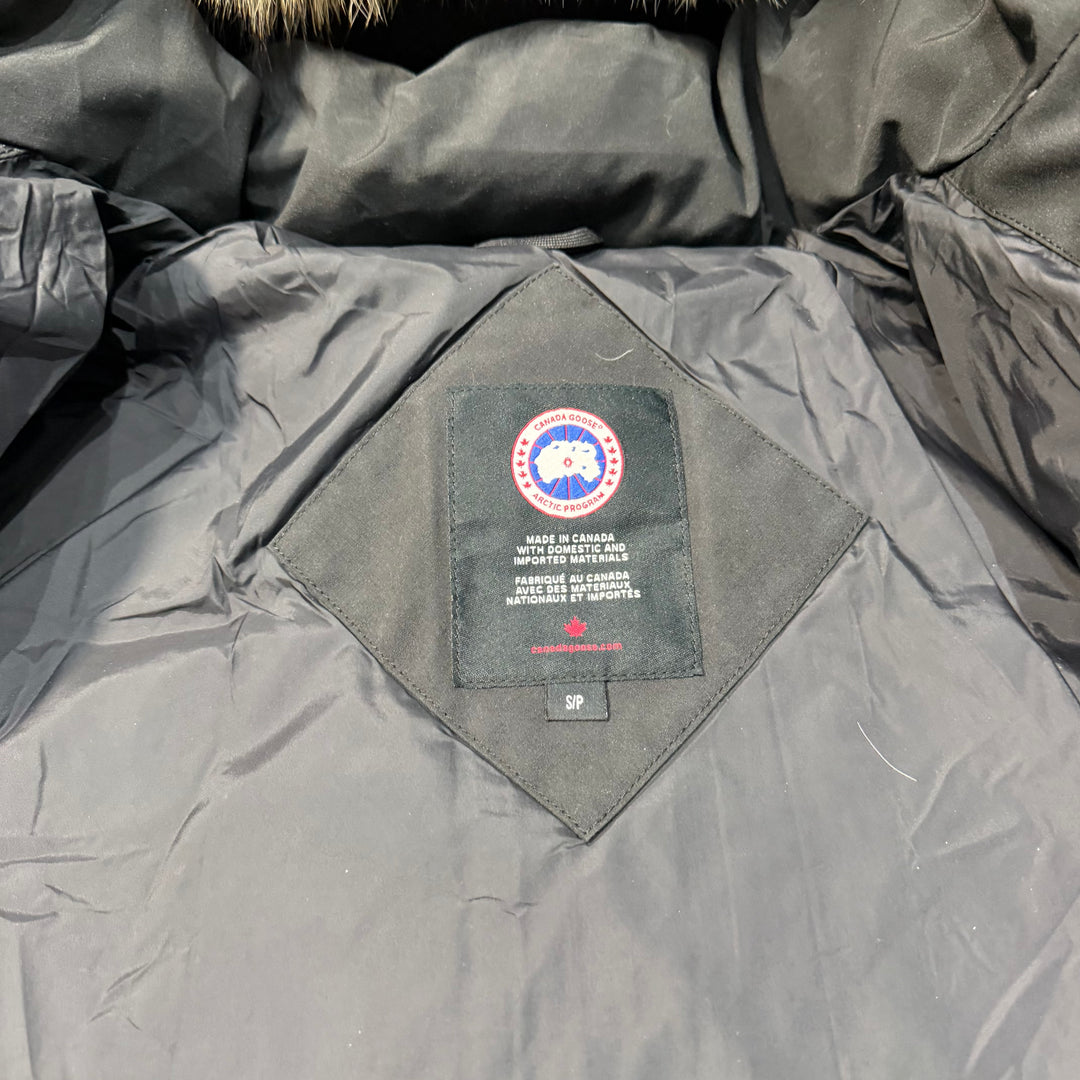 Wyndham Parka Black ( S )