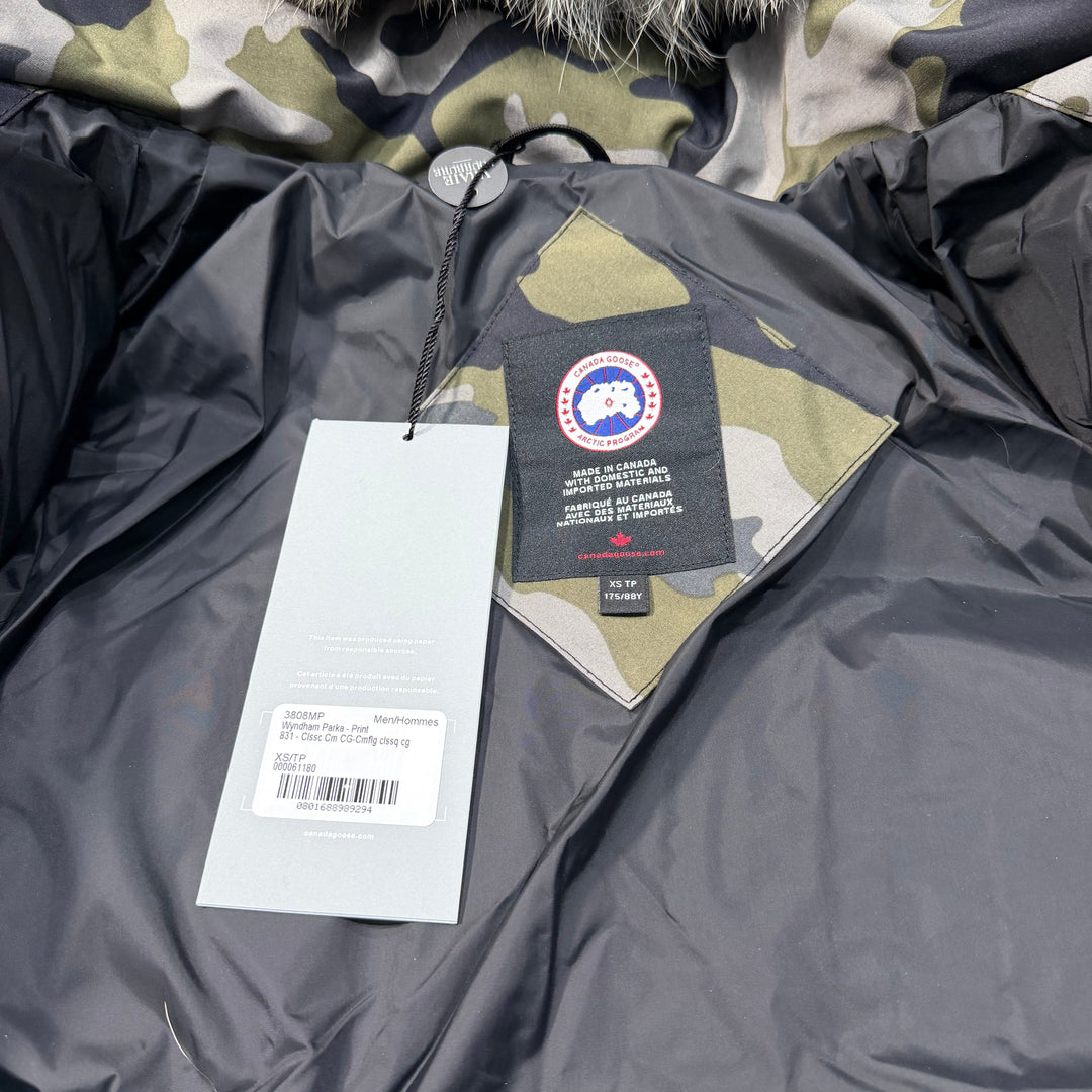 Wyndham Parka Classic Camo ( NEW )