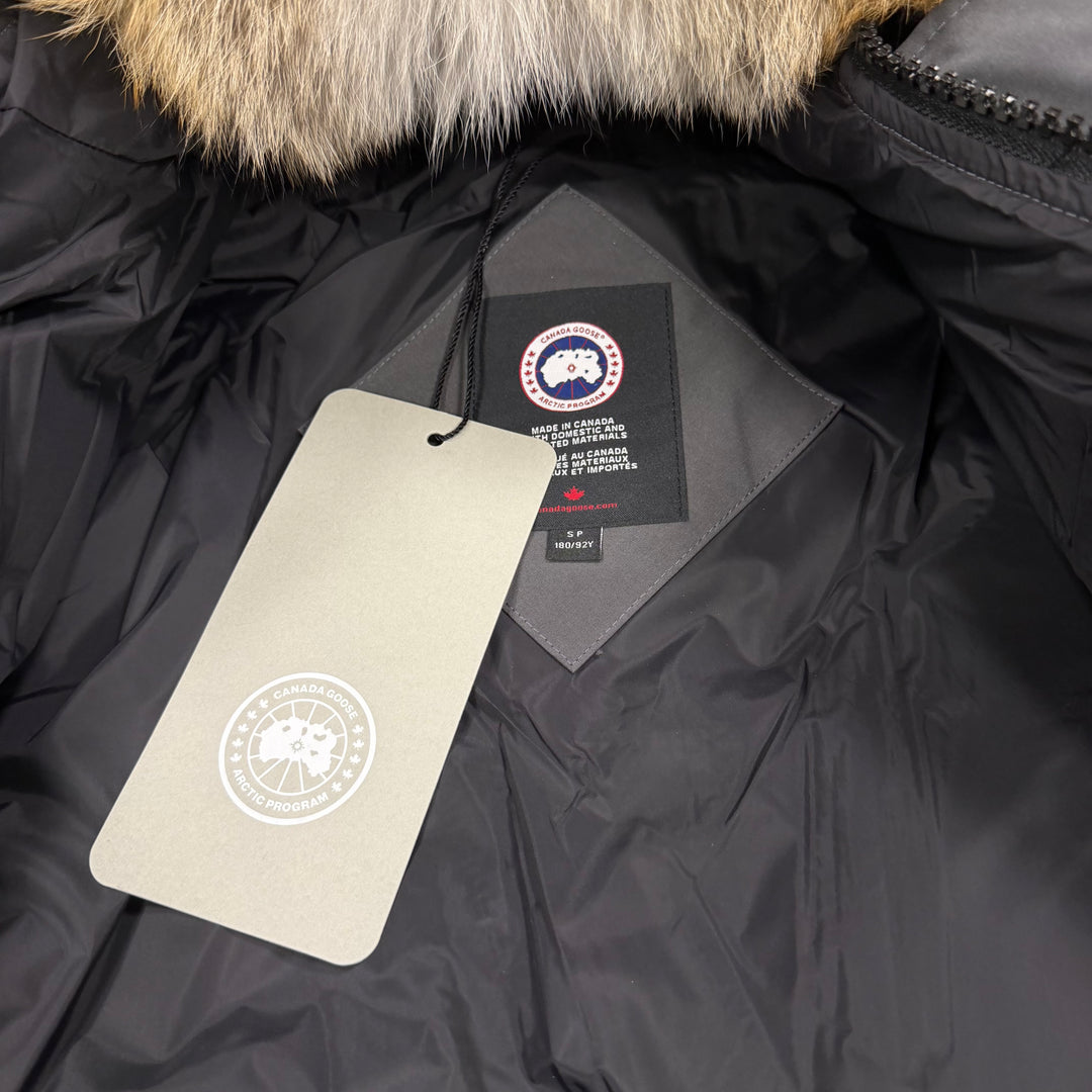 Carson Parka Graphite ( New )