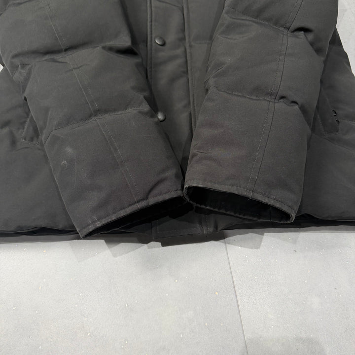 Wyndham Parka Black ( M )