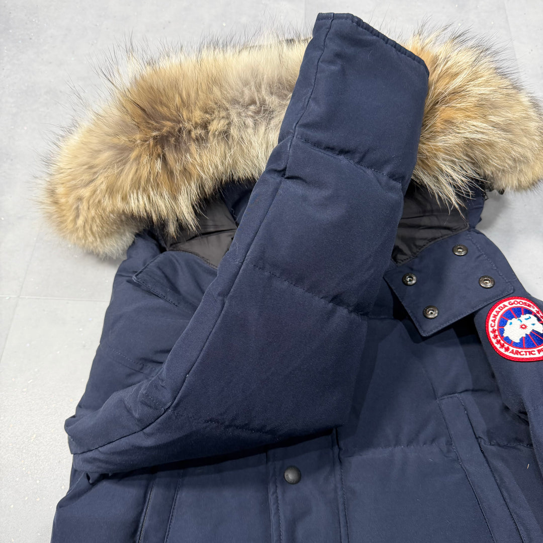 Wyndham Park Admrial Blue ( S )