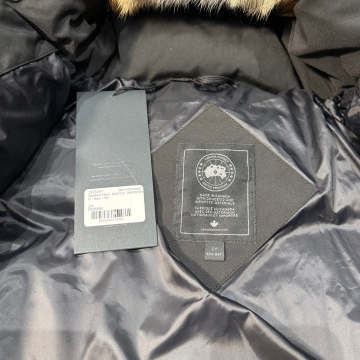 Wyndham Parka Black ( S )