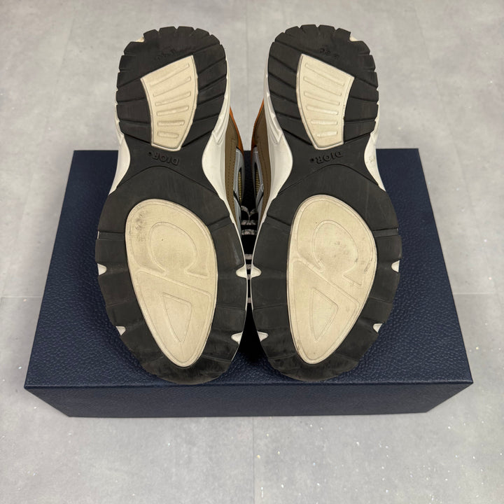 Dior B30 Brown ( UK9 )