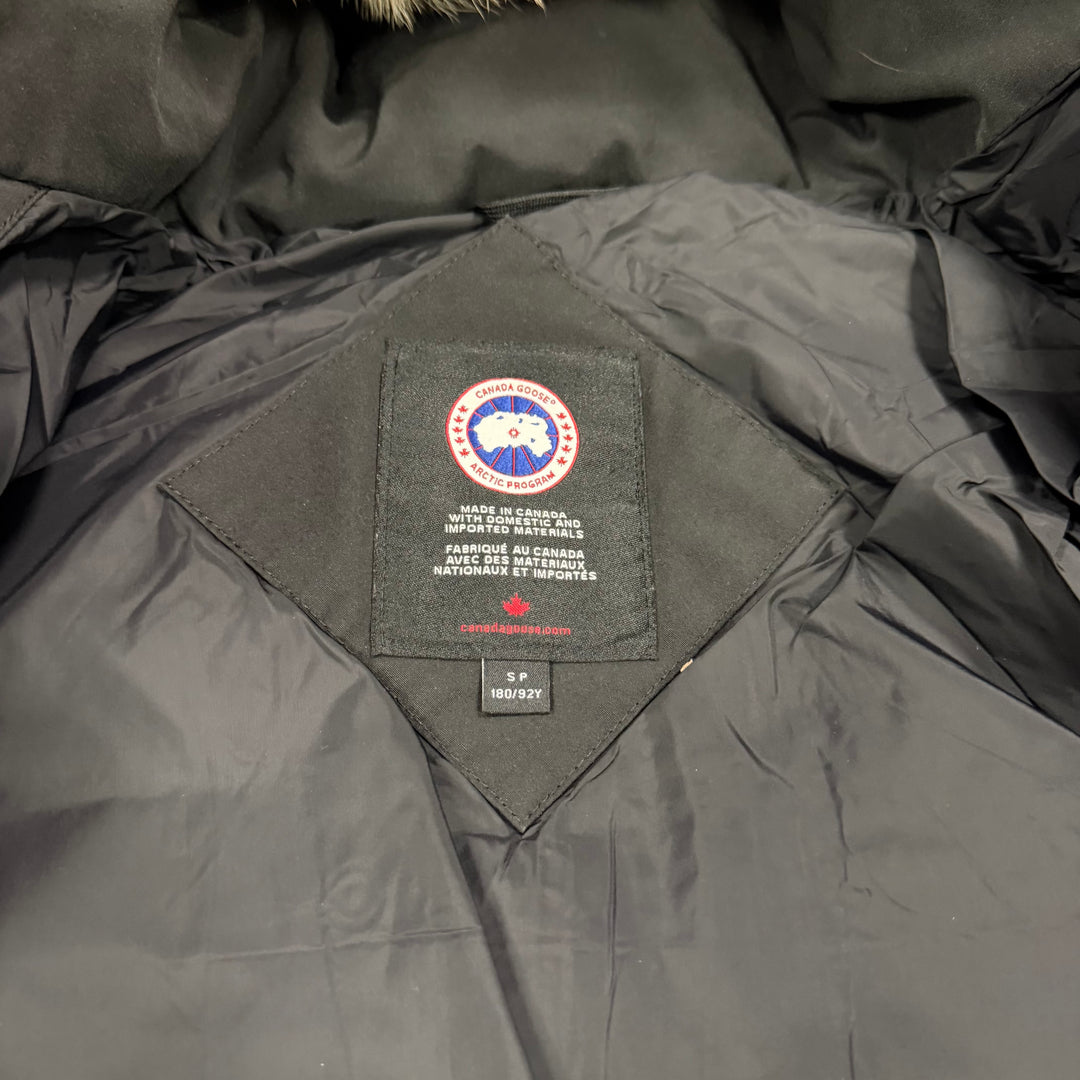 Wyndham Parka Black ( S )