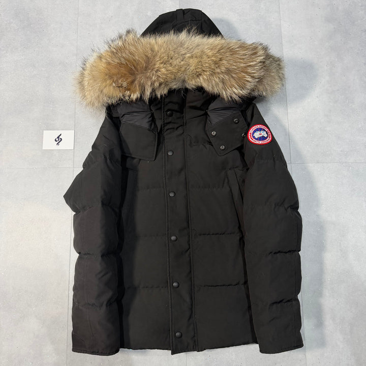 Wyndham Parka Black ( S )