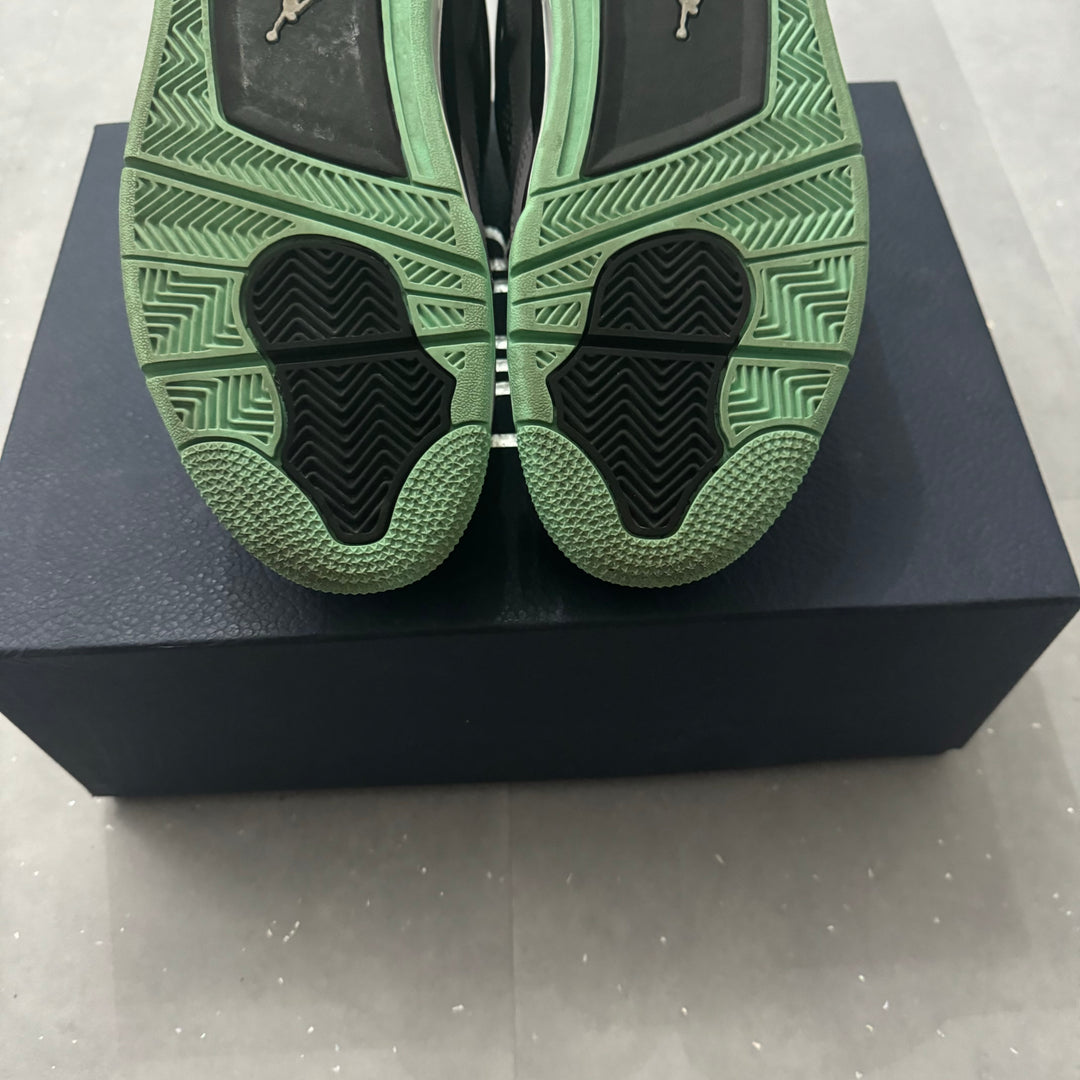 Jordan 4 Green Glow - 9/10