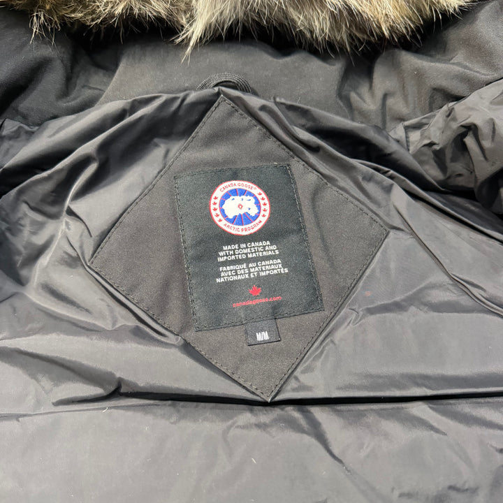 Wyndham Parka Black ( M )