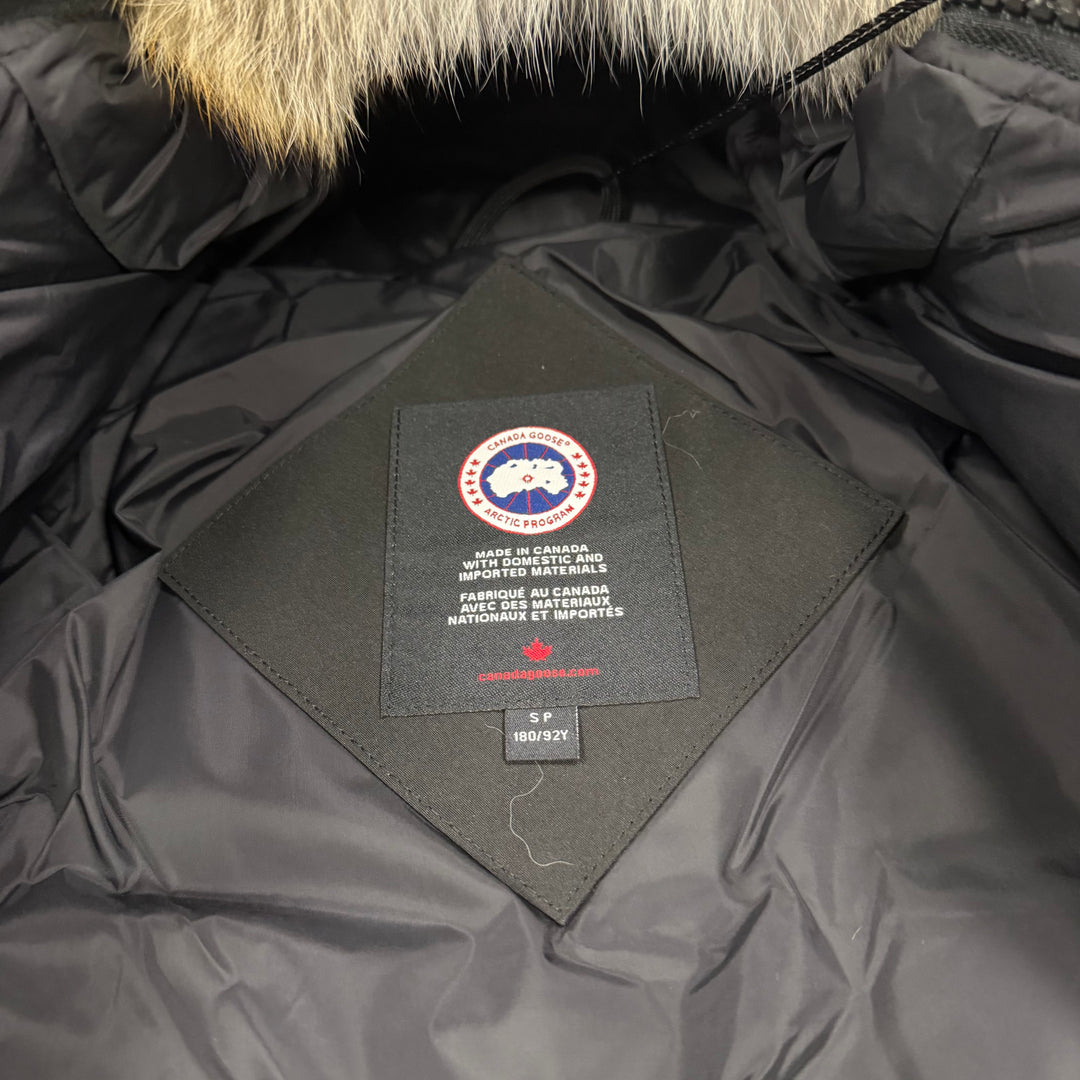 Carson Parka Black ( New )