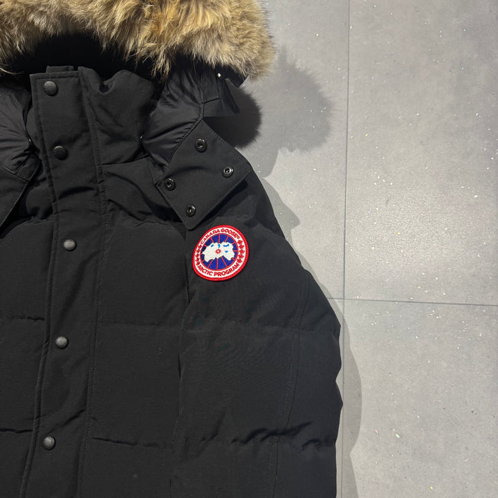 Wyndham Parka Black - 9/10 ( S )