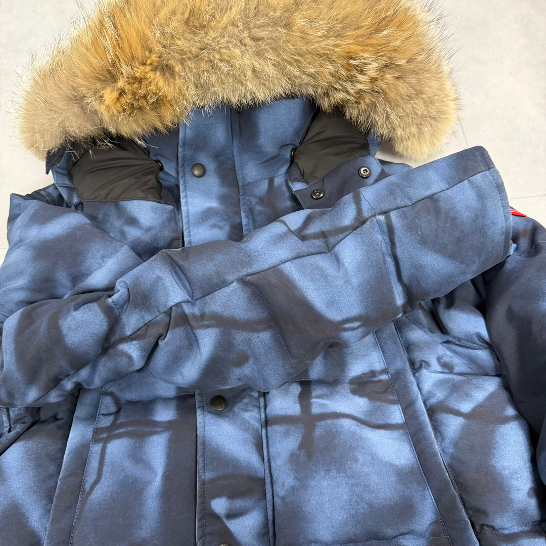 Wyndham Parka Blue Abstract ( M )