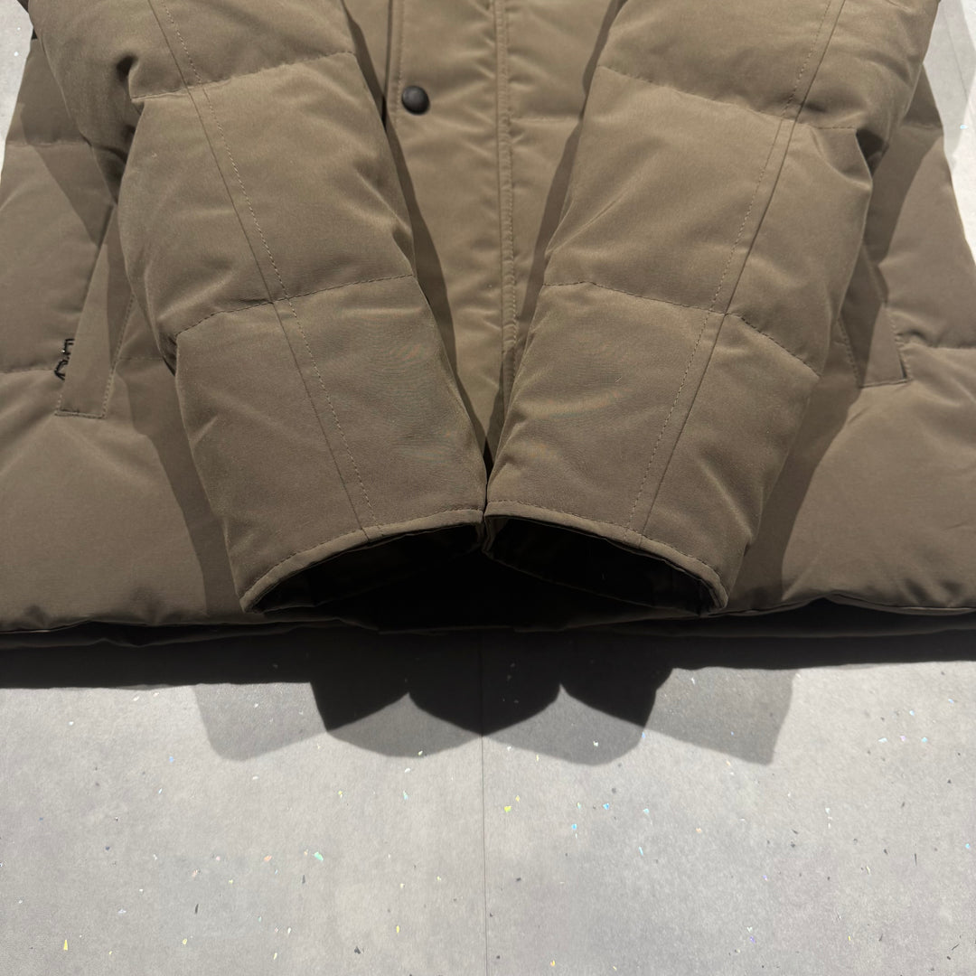 Wyndham Parka Quicksand - 9.5/10 ( S )