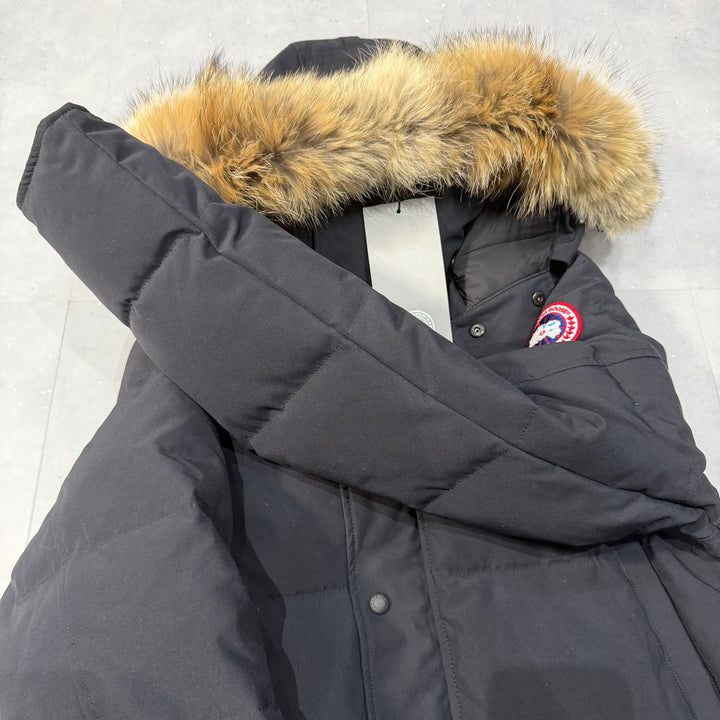 Wyndham Parka Navy ( L )