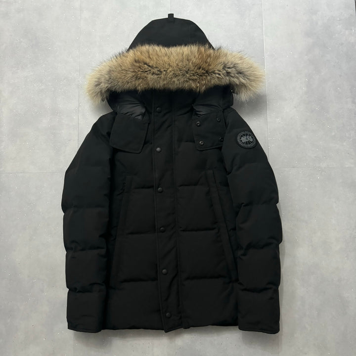 Wyndham Parka Black - 9.5/10