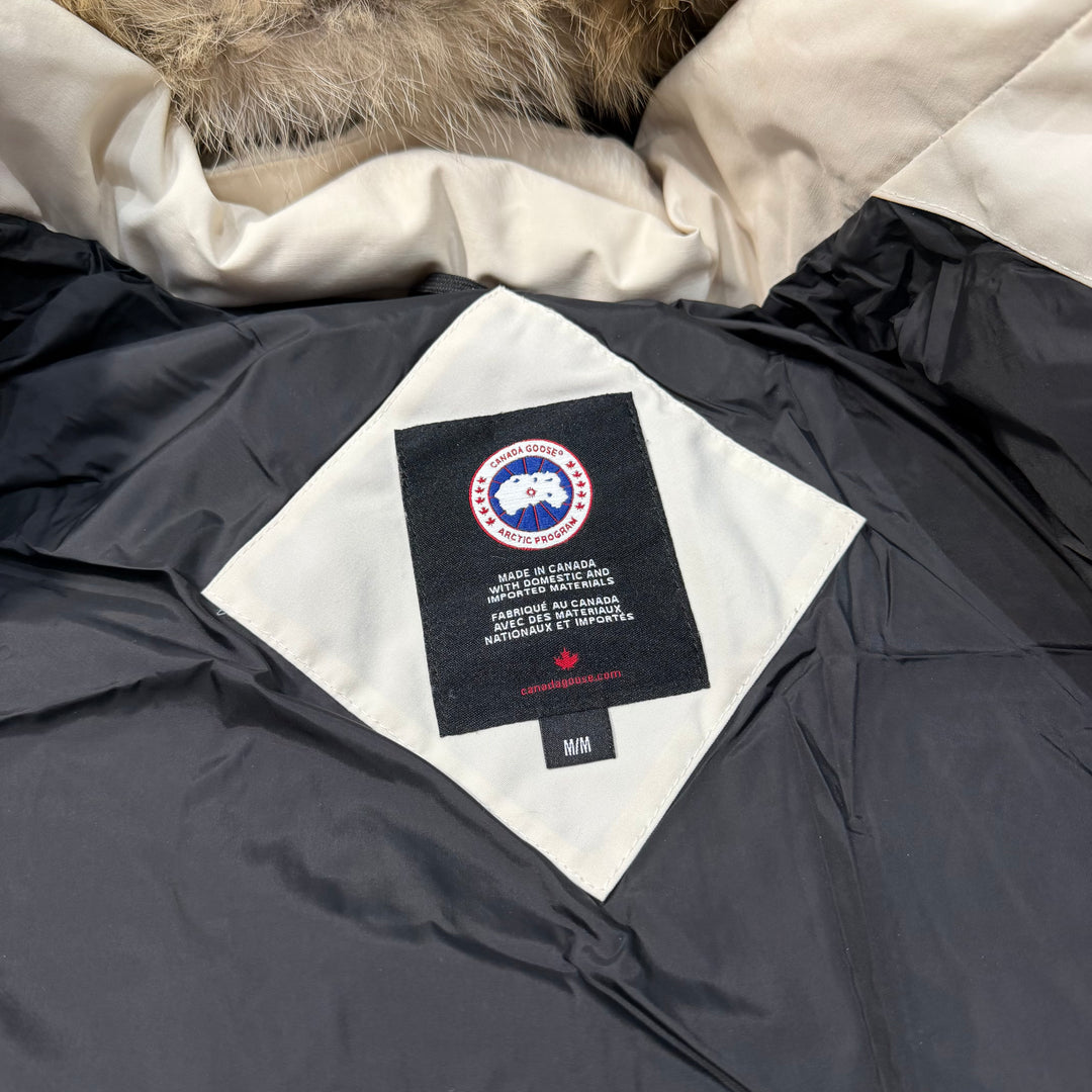 Wyndham Parka White ( M )