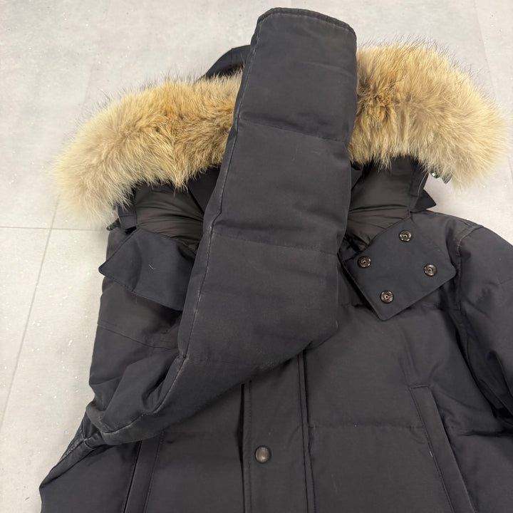 Wyndham Parka Navy ( M )