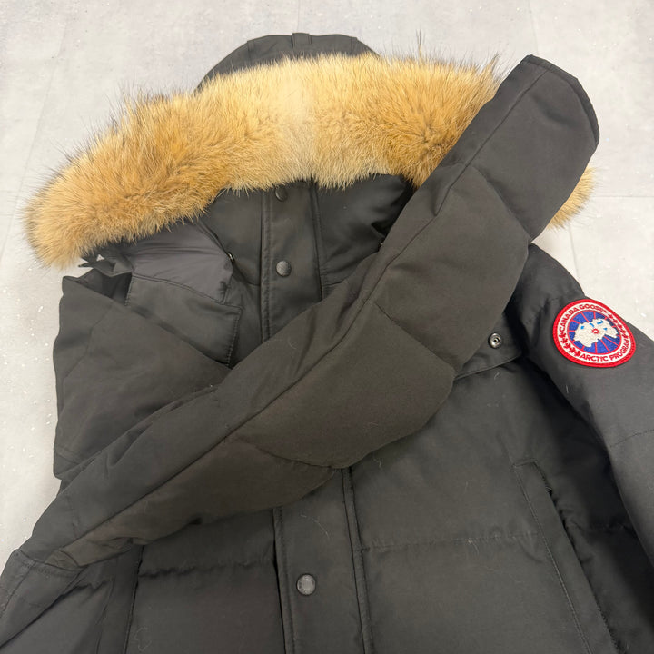 Wyndham Parka Black ( XL )