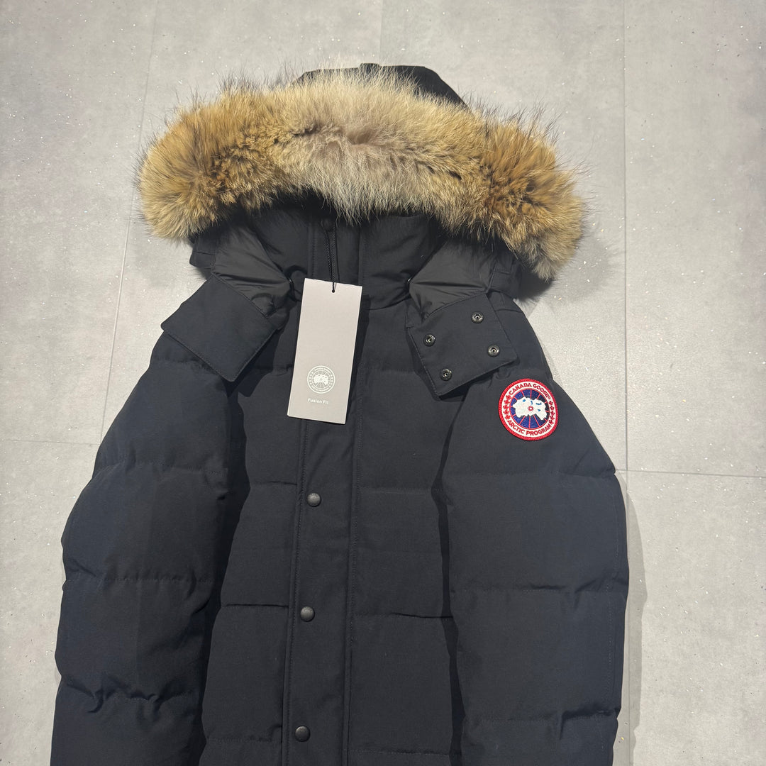 Wyndham Parka Navy - 9.5/10 ( S )