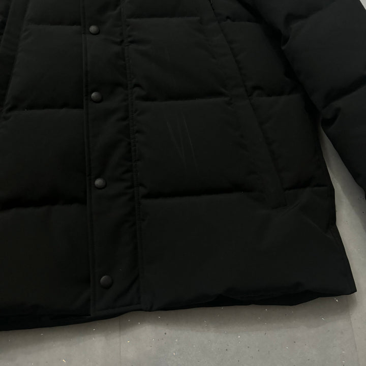 Wyndham Parka Black - 9/10